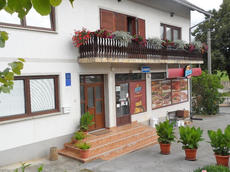 Apartment Rendulic Rakovica Exteriör bild